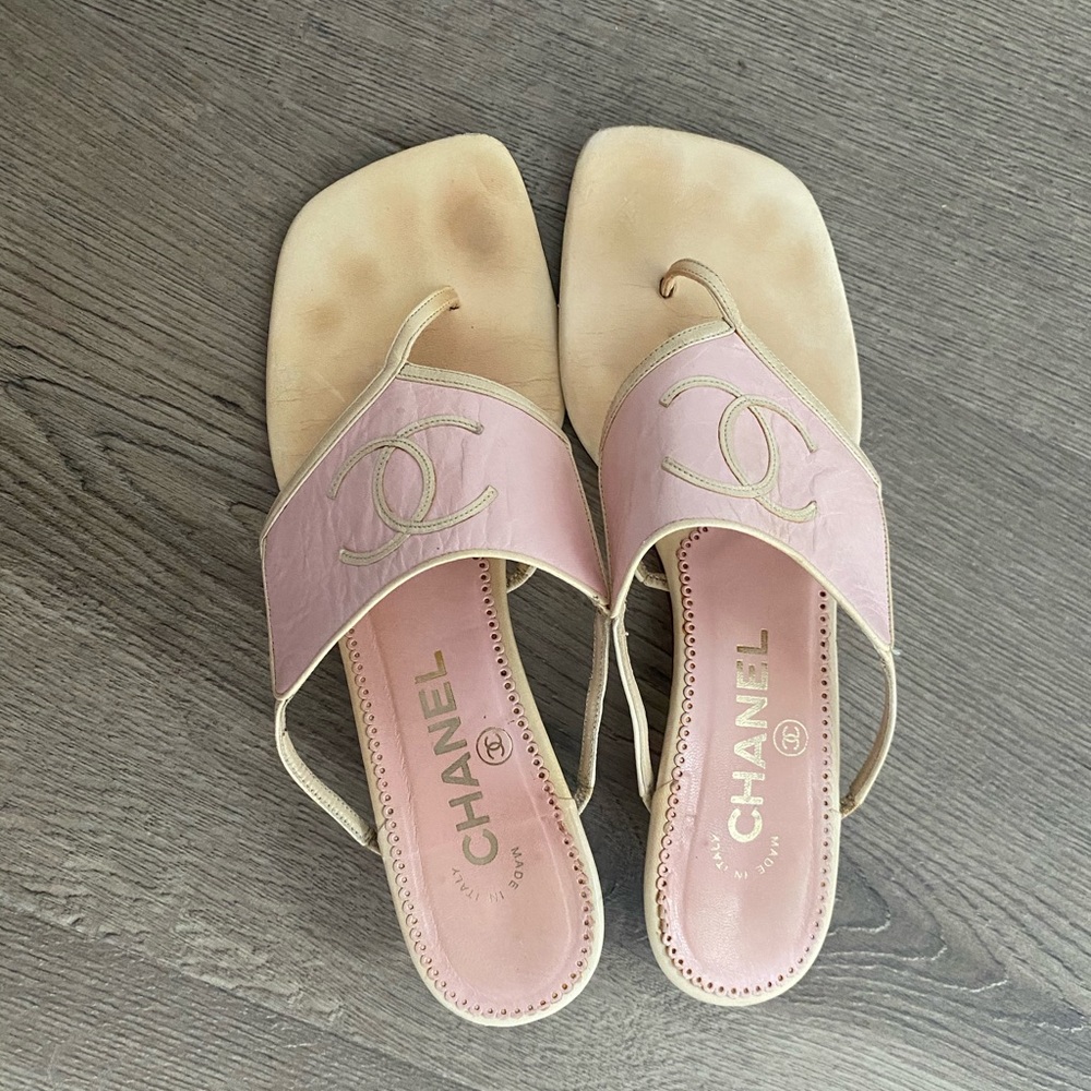 Vintage Chanel Slip On shoes pink &nude Size 35.5